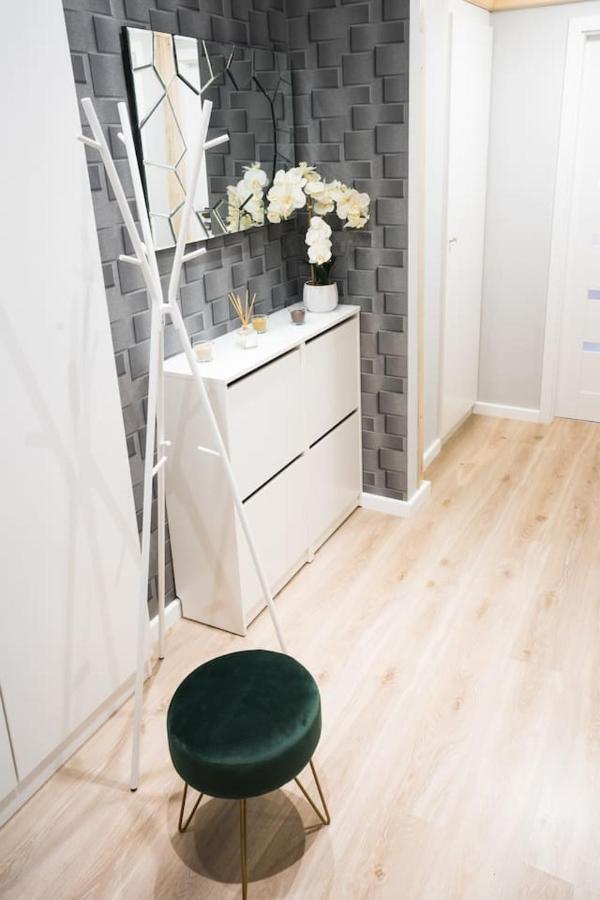 Rynek 20/21 -cosy New On The Market Square - 4 Bedrooms - 8 People Apartment